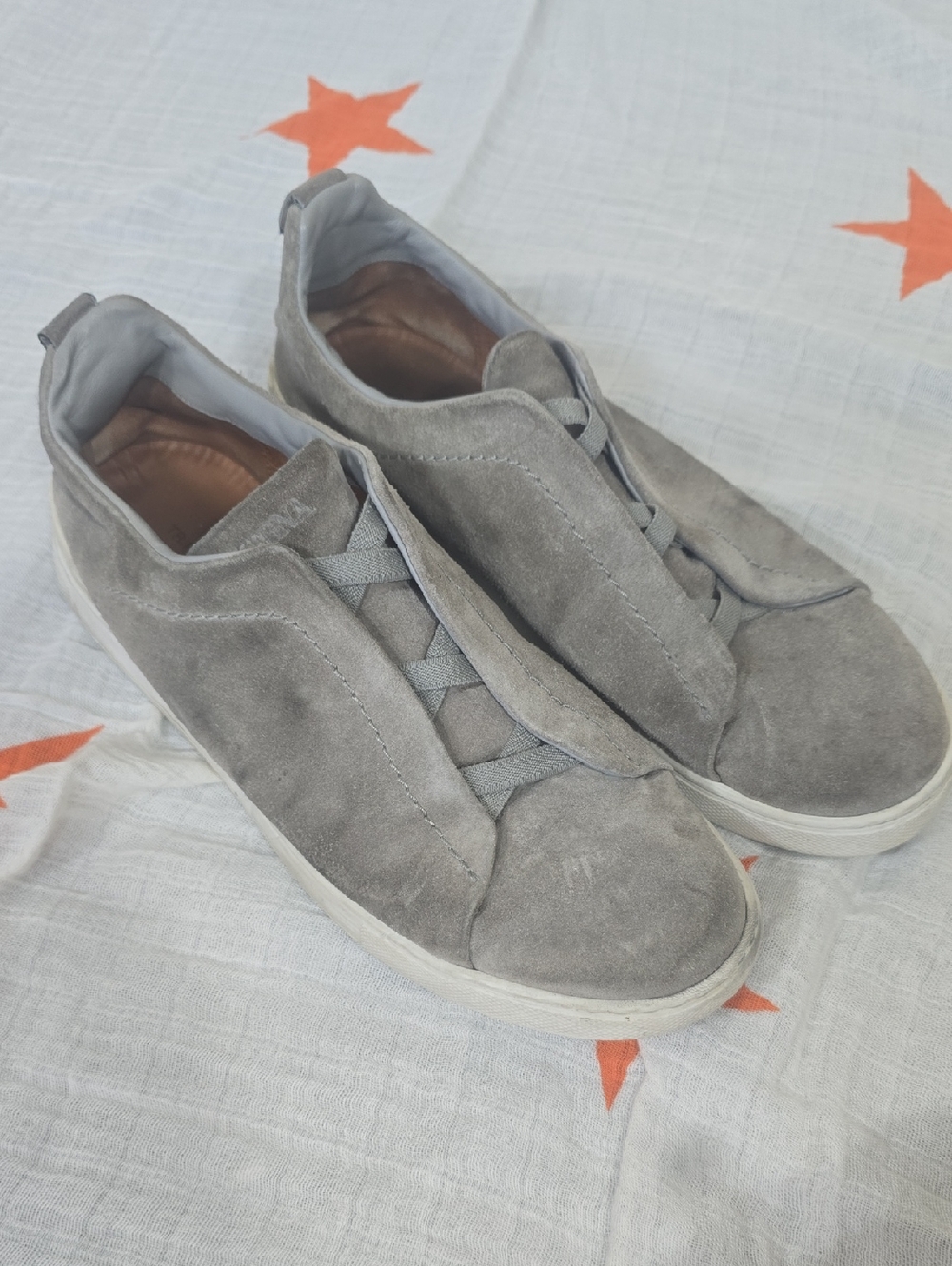 Men's Grey Suede Casual Sneakers